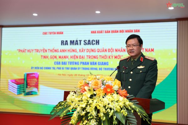 Ra mắt sách của Đại tướng Phan Văn Giang về xây dựng Quân đội nhân dân Việt Nam trong thời kỳ mới