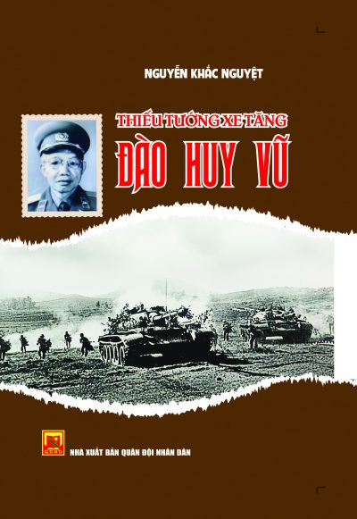 Thiếu tướng xe tăng Đào Huy Vũ