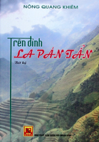 Trên đỉnh La Pán Tẩn