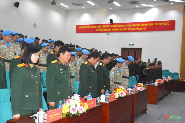 Ra mắt sách “Hành trình vì hòa bình” của cố Thượng tướng Nguyễn Chí Vịnh