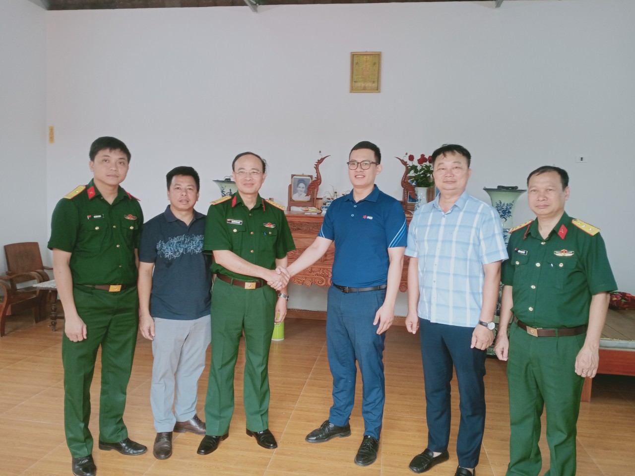 Khánh thành “Nhà Đại đoàn kết”