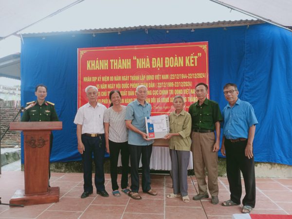 Khánh thành “Nhà Đại đoàn kết”