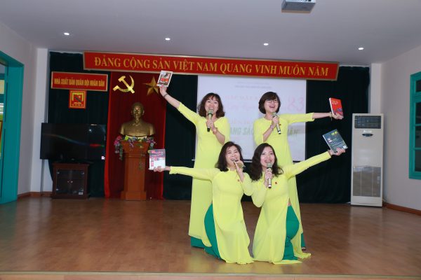 “TRANG SÁCH HÀNH QUÂN” TỪ MỐI “LƯƠNG DUYÊN” GIỮA THƠ VÀ NHẠC